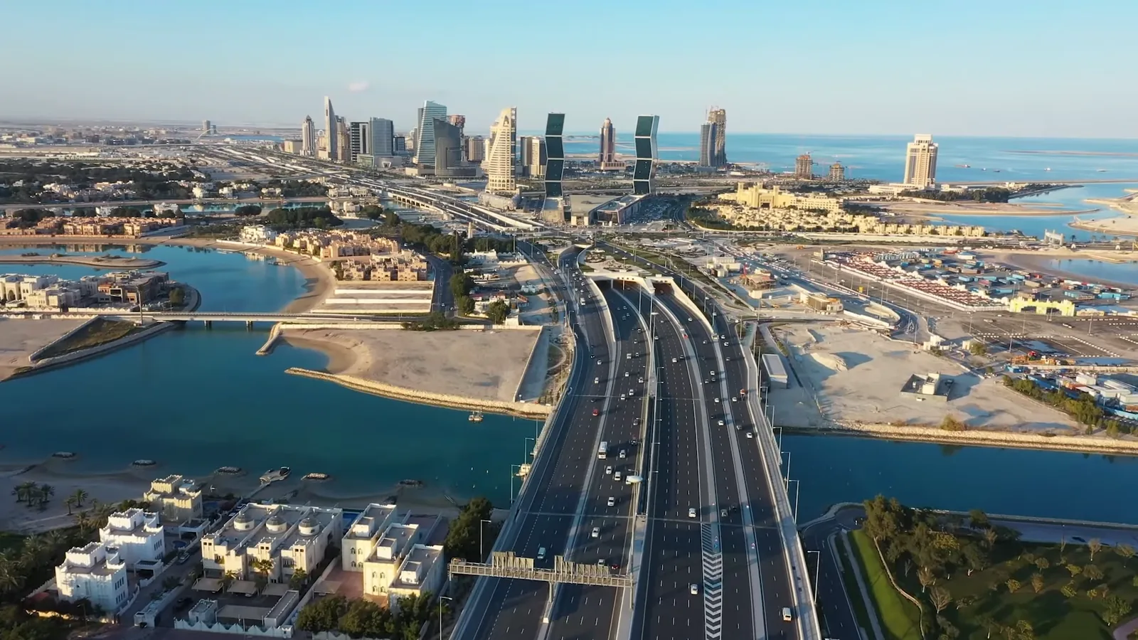 Lusail Expressway and the road network of Doha, Qatar